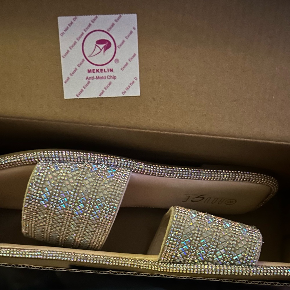 Rouge! Sparkling Rhinestone Slide Sandals - Cream